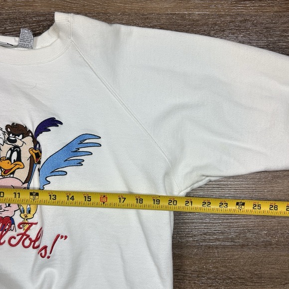 Vintage Looney Tunes Sweatshirt Mens M White AMCE Clothing Co 90s Embroidered - Picture 5 of 5